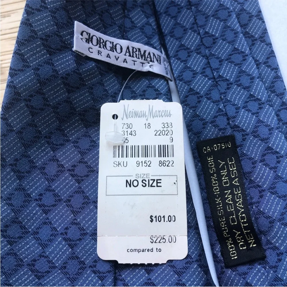 🔥ARMANI silk tie NEW STUNNING giftable price firm!